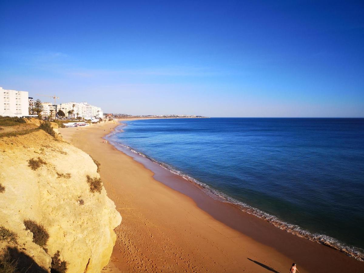 Armacao De Pera Praia Mar Sol Exteriör bild