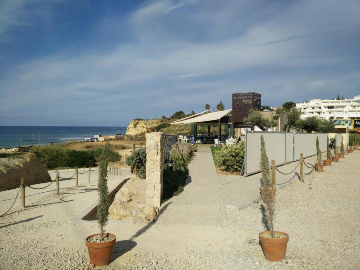 Armacao De Pera Praia Mar Sol Exteriör bild