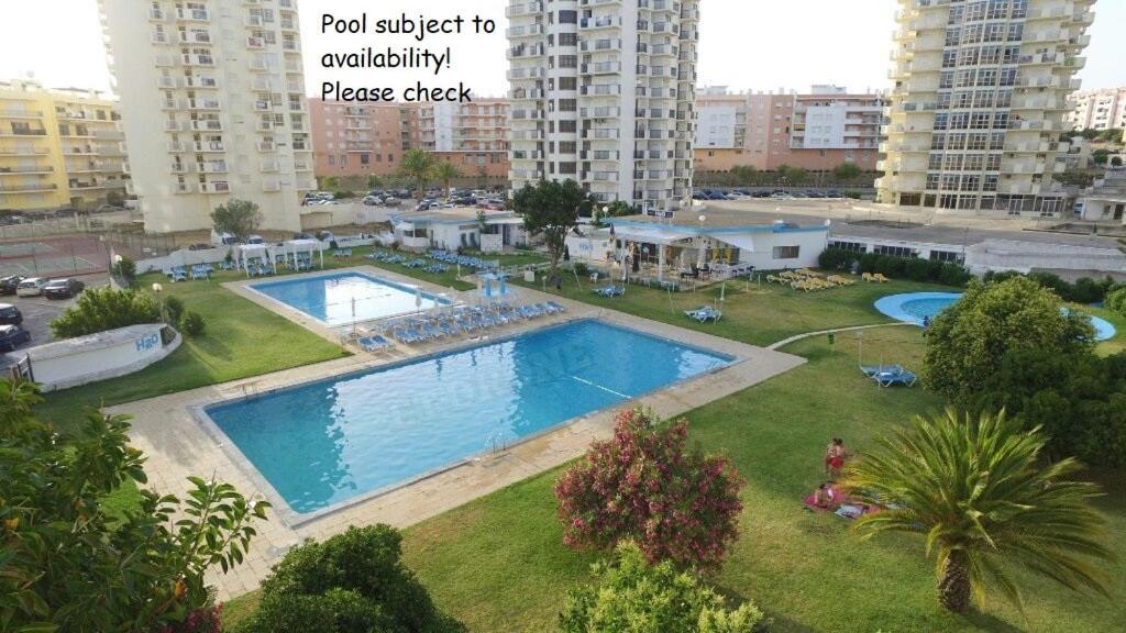 Armacao De Pera Praia Mar Sol Exteriör bild
